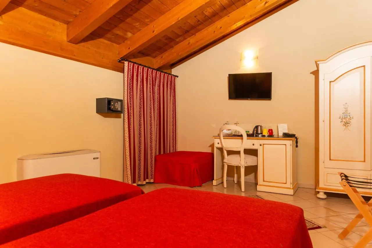 Κατάλυμα σε φάρμα Agriturismo Dei Grippi Sona Ιταλία