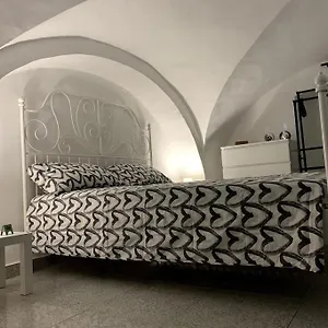 buatta-house.taorminaitalyhotels.com/