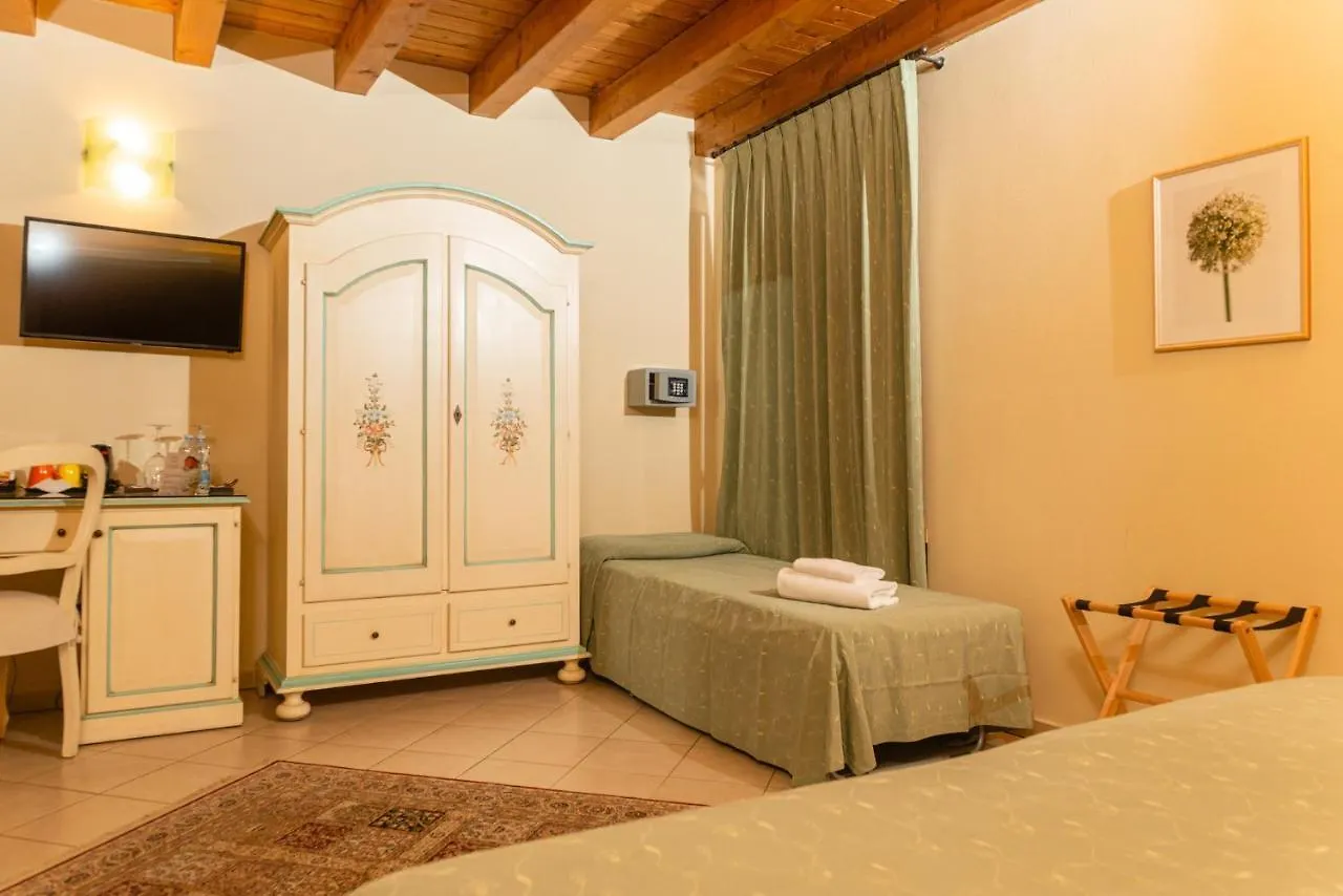 Agriturismo Dei Grippi Sona Italy